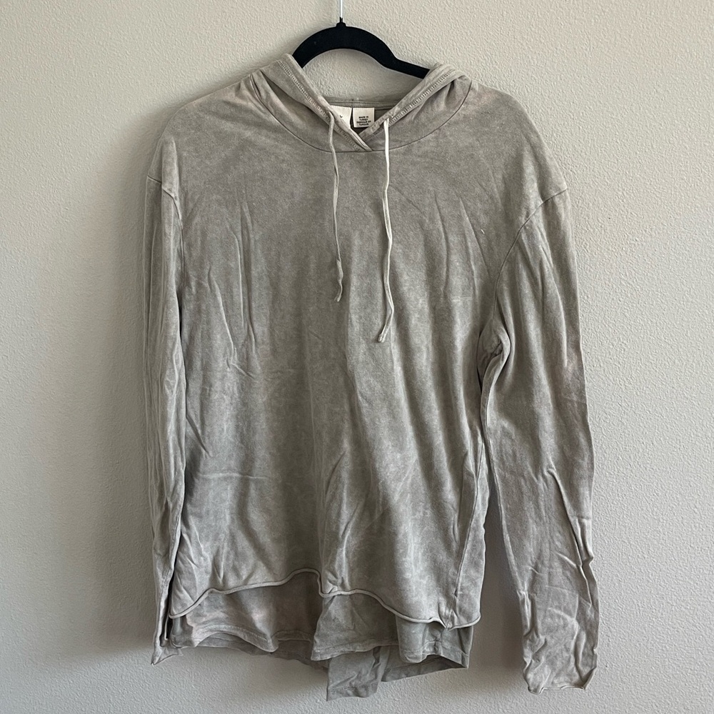 NWT Urban Outfitters Gray Hooded Sweatshirt Size M